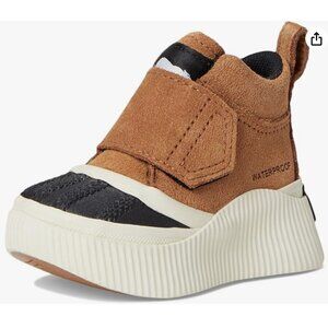 SOREL Boys Sz 9 Out N About IV Strap Rain Hike Boots‎ Waterproof Taffy Tan Black